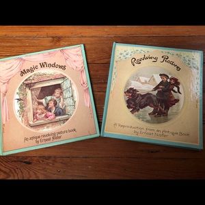 One Set of Revolving Picture Books